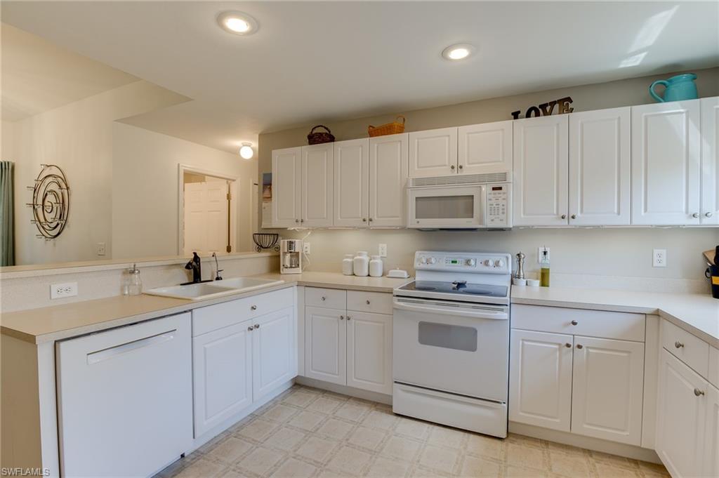 8365 Cardinal Road Fort Myers, FL 33967 - Photo 6 of 22