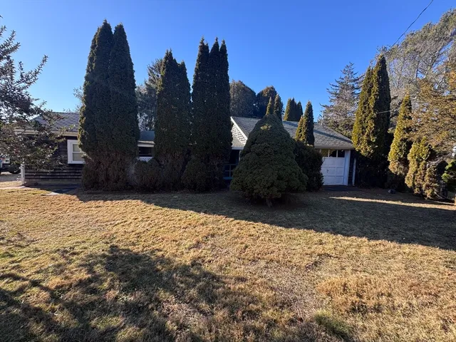 $469,900 | 1371 Drift Road, Westport, MA 02790