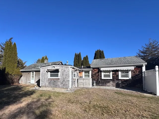 $469,900 | 1371 Drift Road, Westport, MA 02790