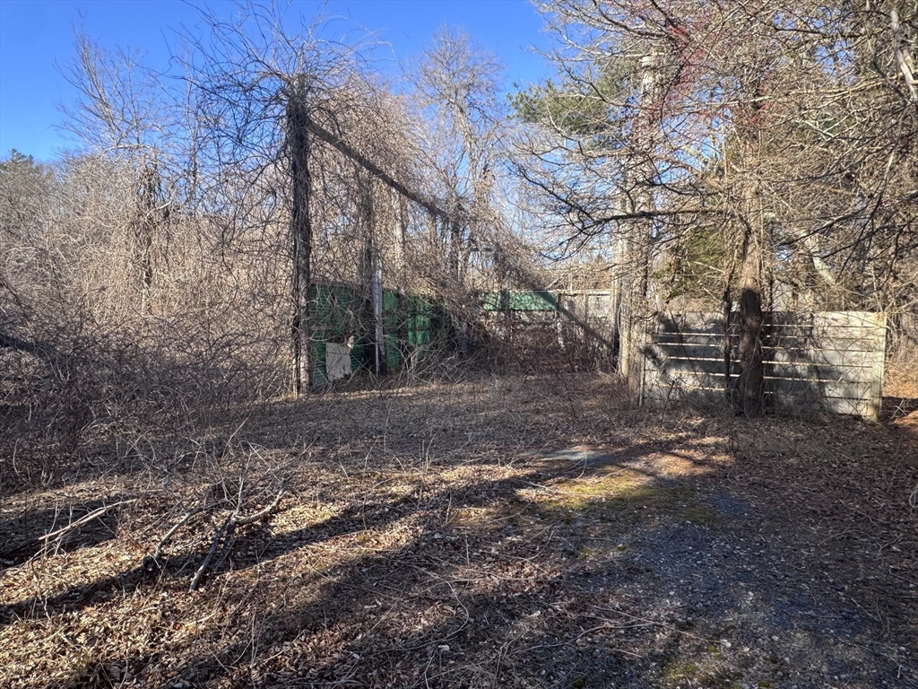 1371 Drift Road Westport, MA 02790 - Photo 31 of 36