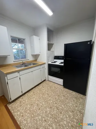 $1,250 | 541 Buck Trail, Unit C, Canyon Lake, TX 78133