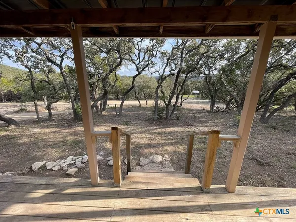 $1,250 | 541 Buck Trail, Unit C, Canyon Lake, TX 78133