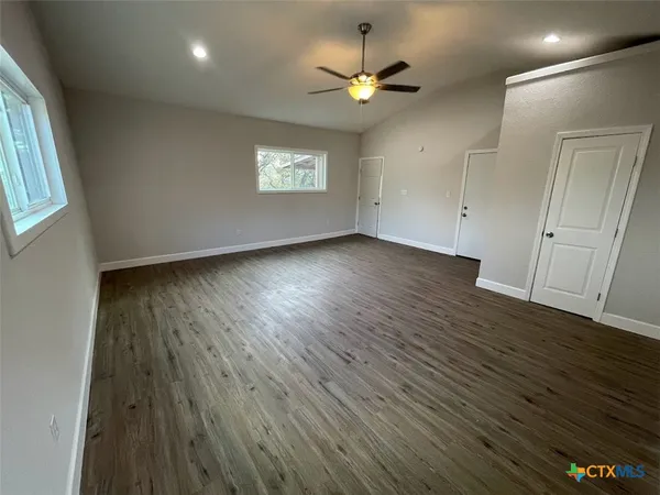 $1,250 | 541 Buck Trail, Unit C, Canyon Lake, TX 78133