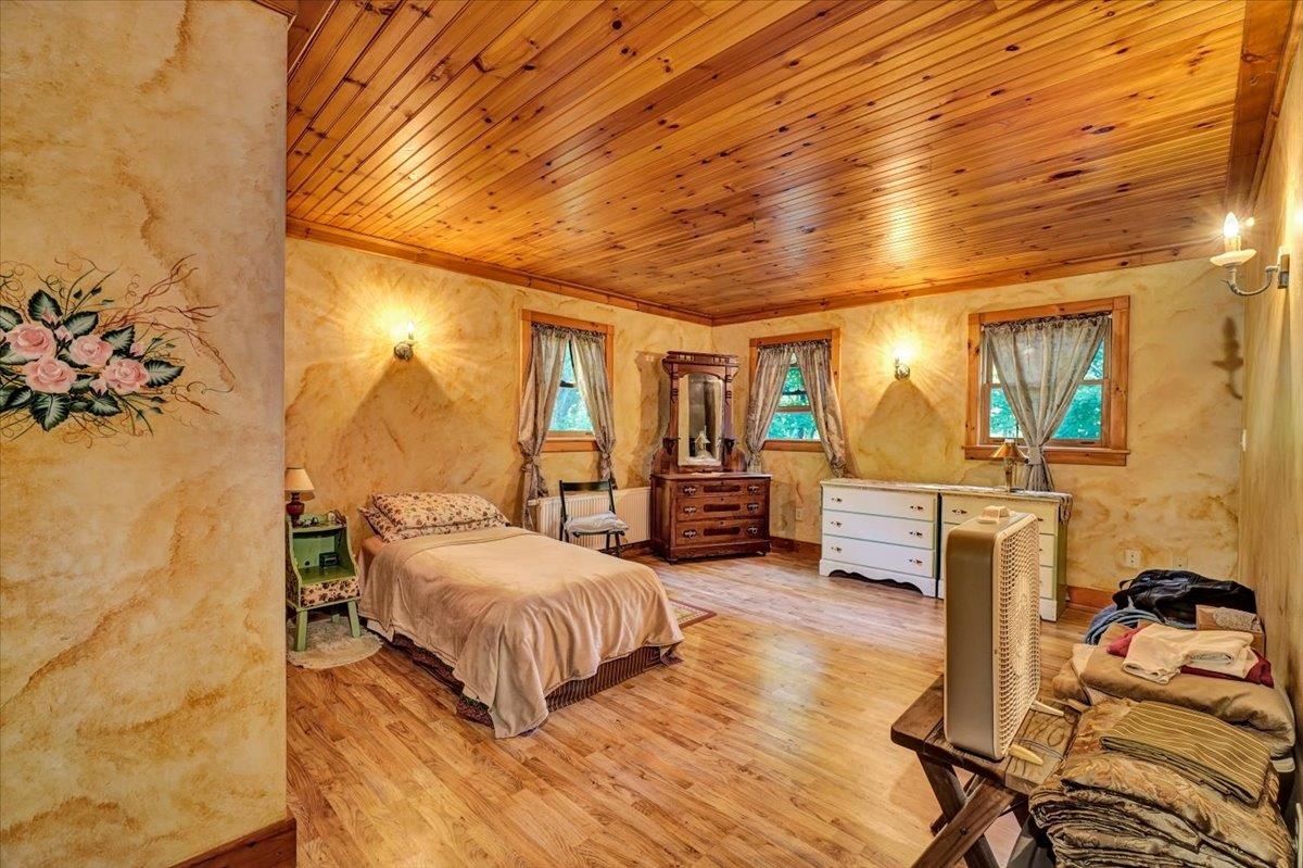 33 Repa Road Underhill, VT 05489 - Photo 15 of 42