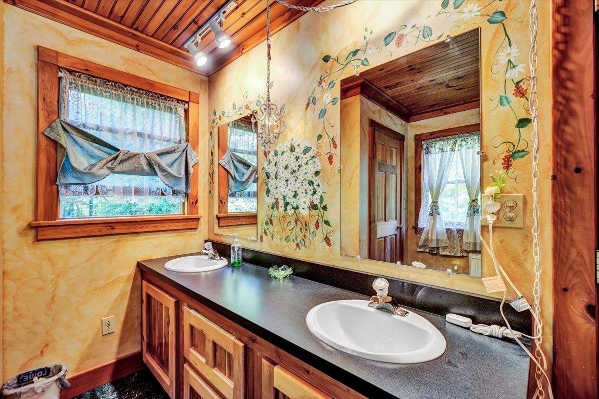 33 Repa Road Underhill, VT 05489 - Photo 19 of 42