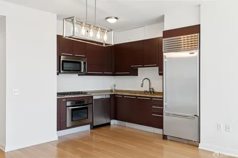 $815,000 | 425 1st Street, Unit 4304, San Francisco, CA 94105