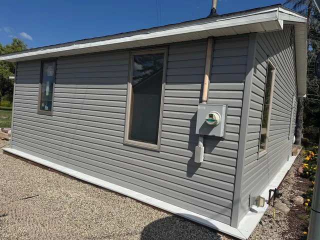 $105,000 | 9388 Lake Drive, Evart, MI 49631