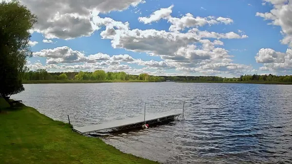 $99,900 | 9388 Lake Drive, Evart, MI 49631