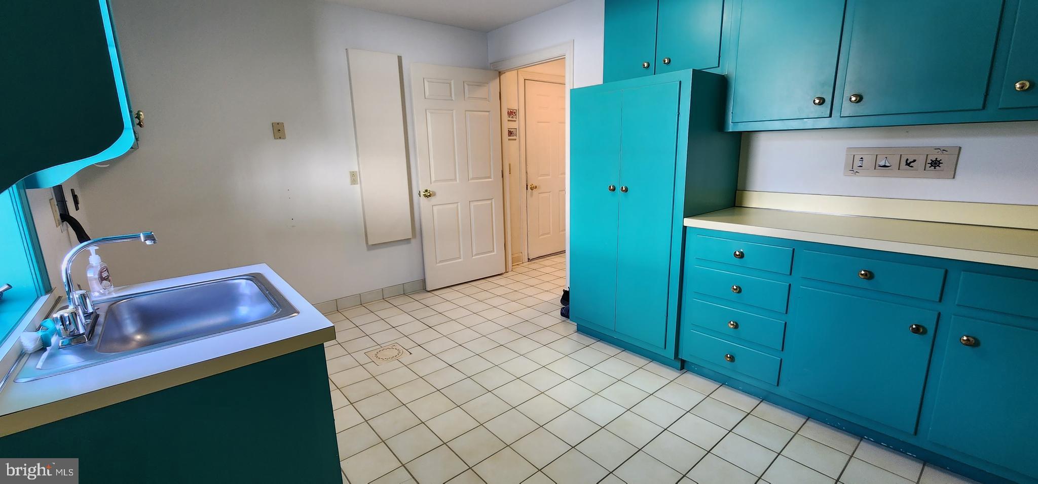 4069 West Tilden Road Harrisburg, PA 17110 - Photo 43 of 56 a kitchen with stainless steel appliances granite countertop a refrigerator and a stove