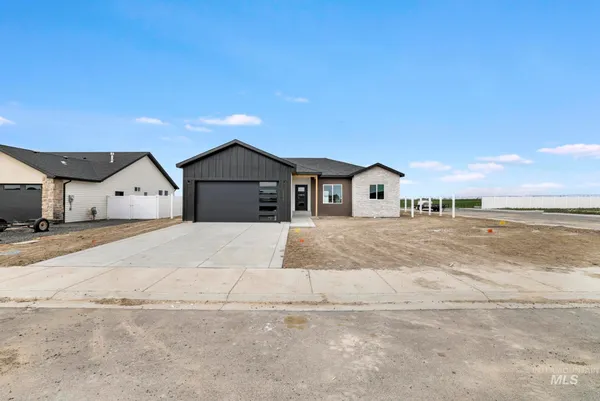 $369,900 | 1320 East 20th, Jerome, ID 83338