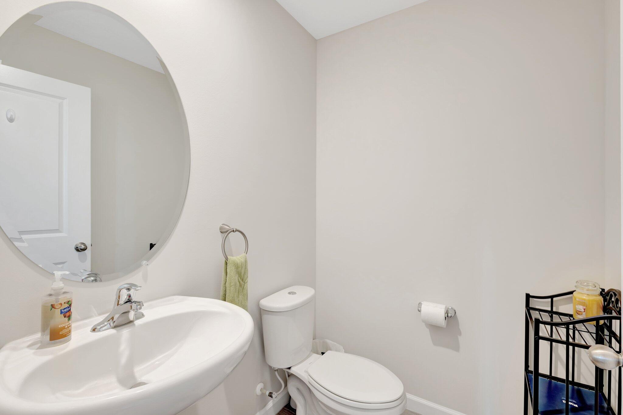 2401 Southeast Tarvest Way Stuart, FL 34997 - Photo 13 of 47 12-web-or-mls-5P1A3966