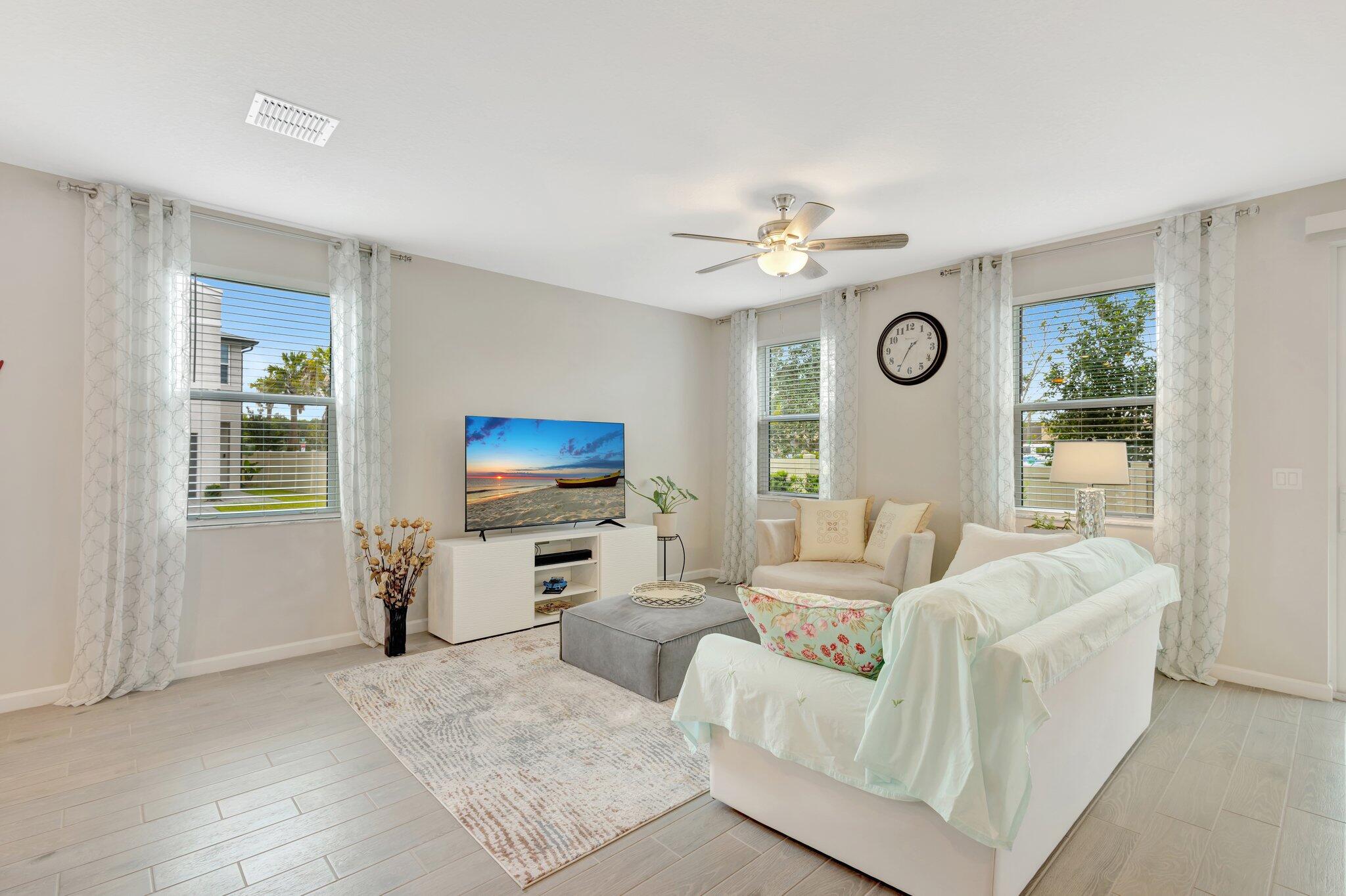 2401 Southeast Tarvest Way Stuart, FL 34997 - Photo 15 of 47 14-web-or-mls-5P1A4016