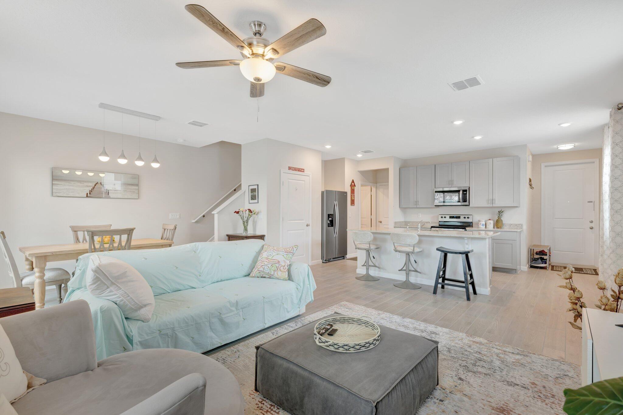 2401 Southeast Tarvest Way Stuart, FL 34997 - Photo 16 of 47 15-web-or-mls-5P1A4021