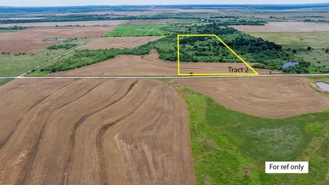 a view of a tennis court