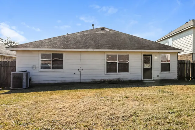 $1,660 | 25418 Barmby Drive, Tomball, TX 77375