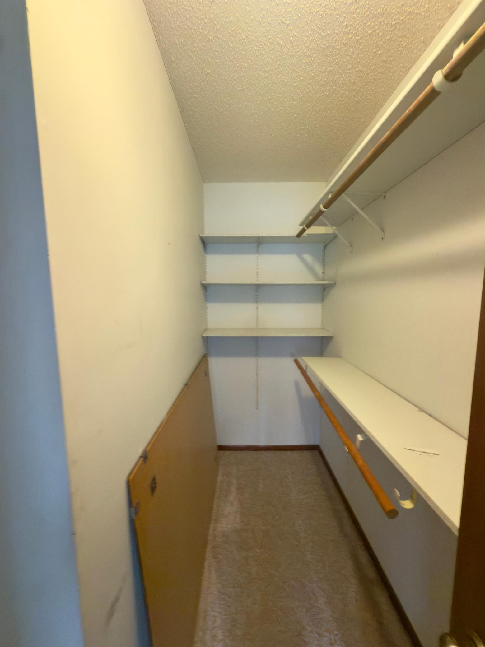 10441 Greenbrier Road, Unit 303 Hopkins, MN 55305 - Photo 11 of 17 Gallery Image 11
