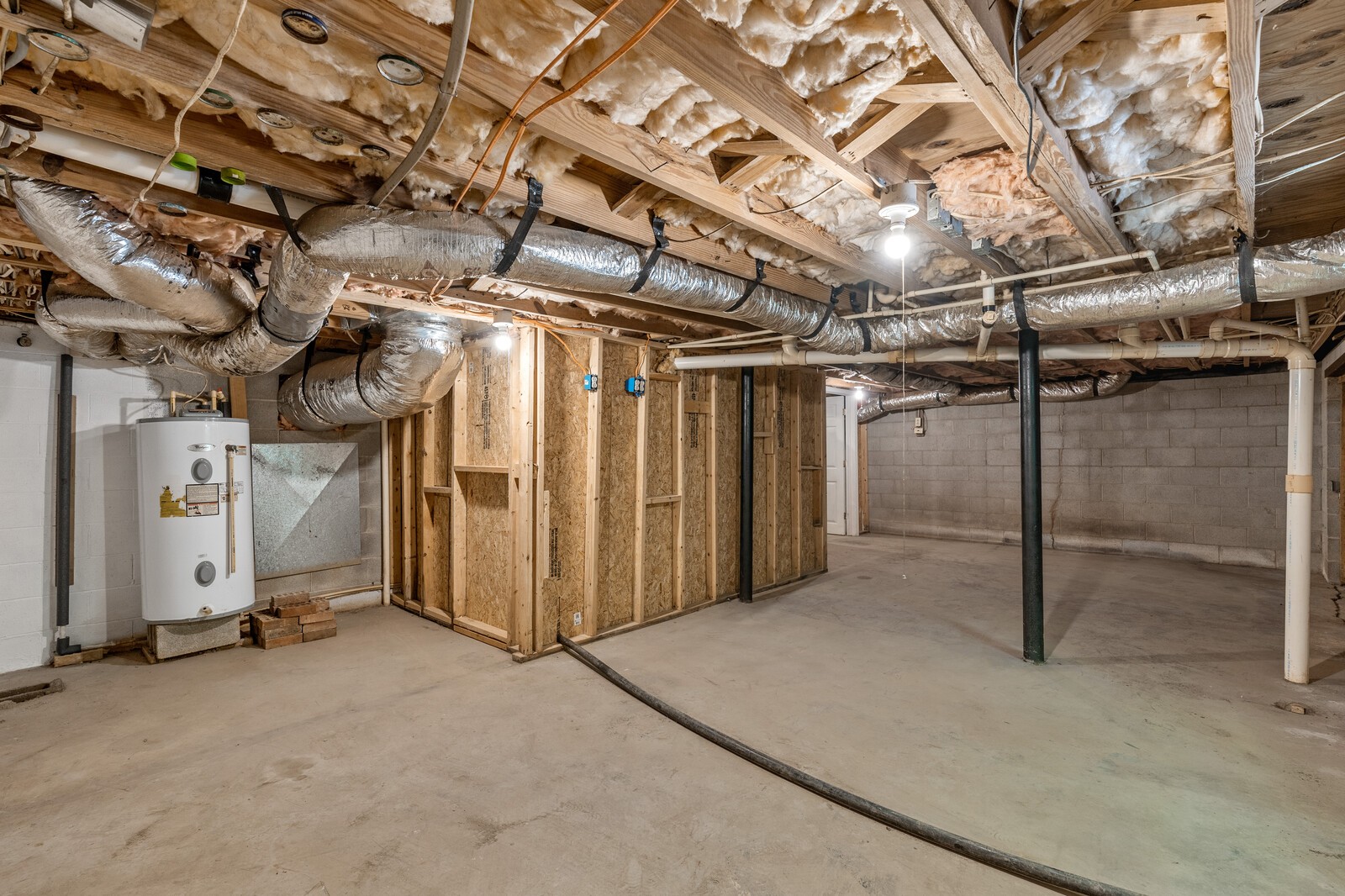 1055 Sensing Road Charlotte, TN 37036 - Photo 32 of 45 Gallery Image 32