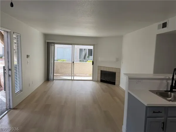 $1,500 | 3125 Casey Drive, Unit 103, Las Vegas, NV 89120