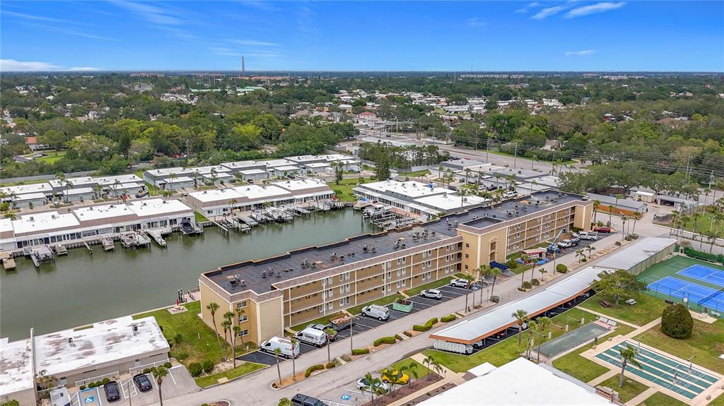 1 Boca Ciega Point Boulevard, Unit 215 St. Petersburg, FL 33708 - Photo 37 of 39 a view of a city with an ocean