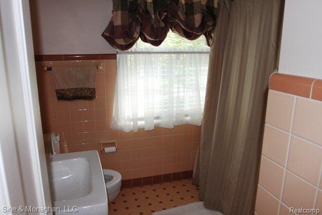 54 Touraine Road Grosse Pointe, MI 48236 - Photo 20 of 24 IMG_0810.JPG
