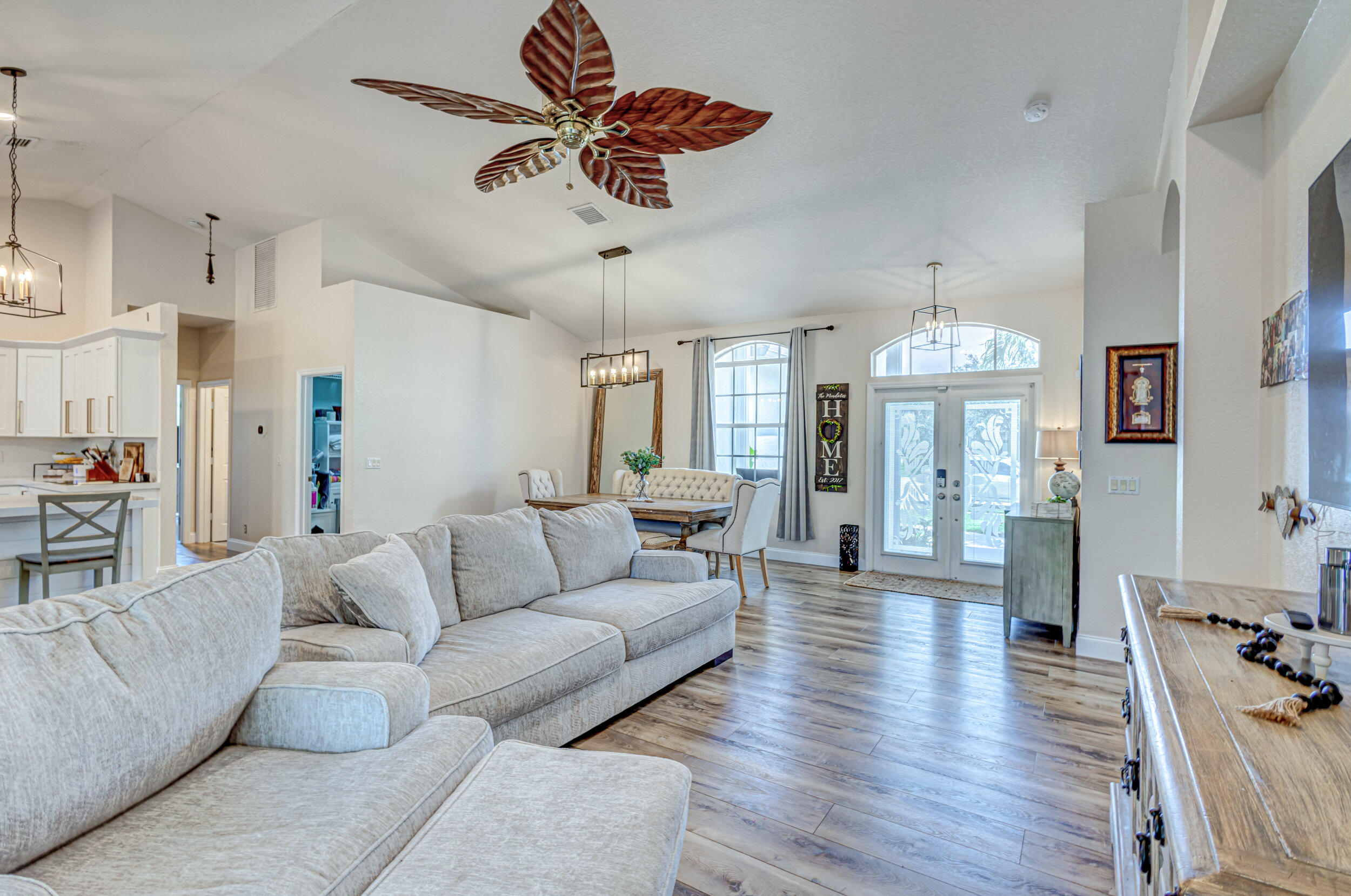 120 Nottingham Road Royal Palm Beach, FL 33411 - Photo 19 of 67 19_5d1a7032