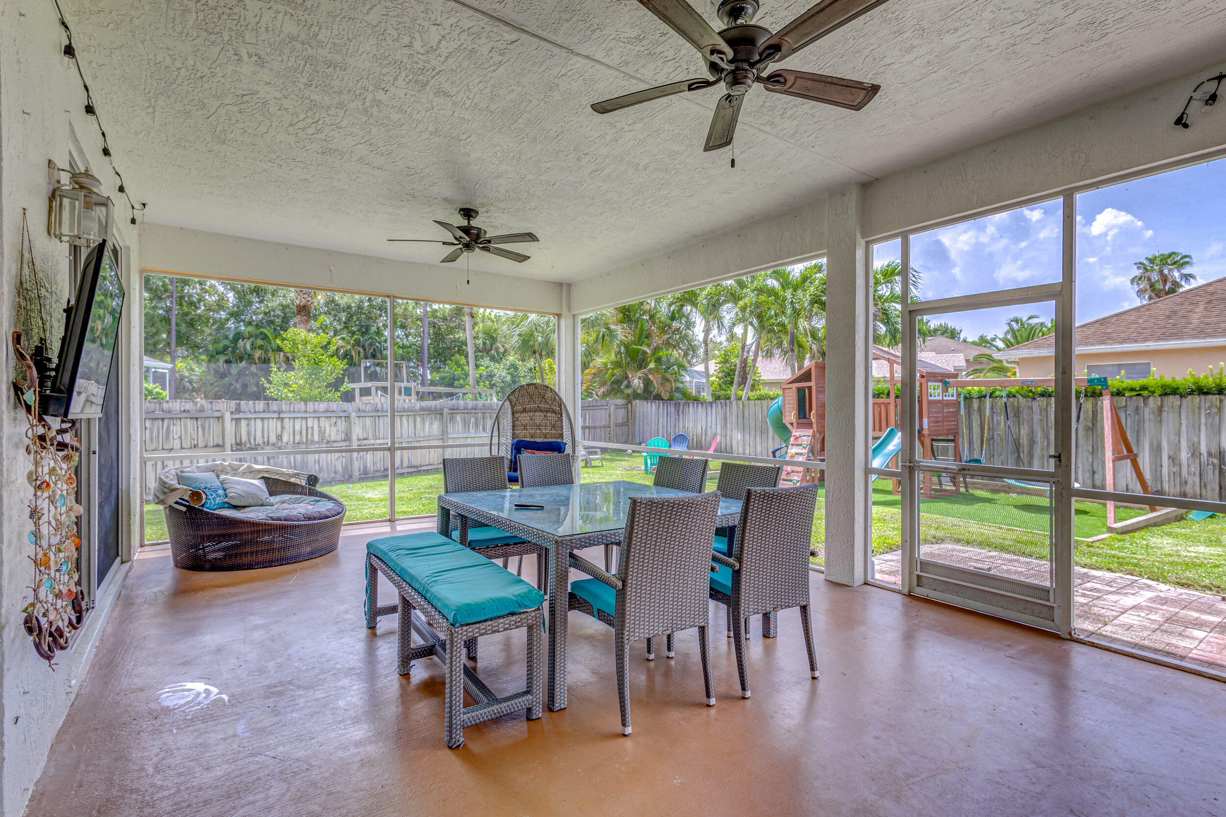 120 Nottingham Road Royal Palm Beach, FL 33411 - Photo 47 of 67 60_5d1a7172