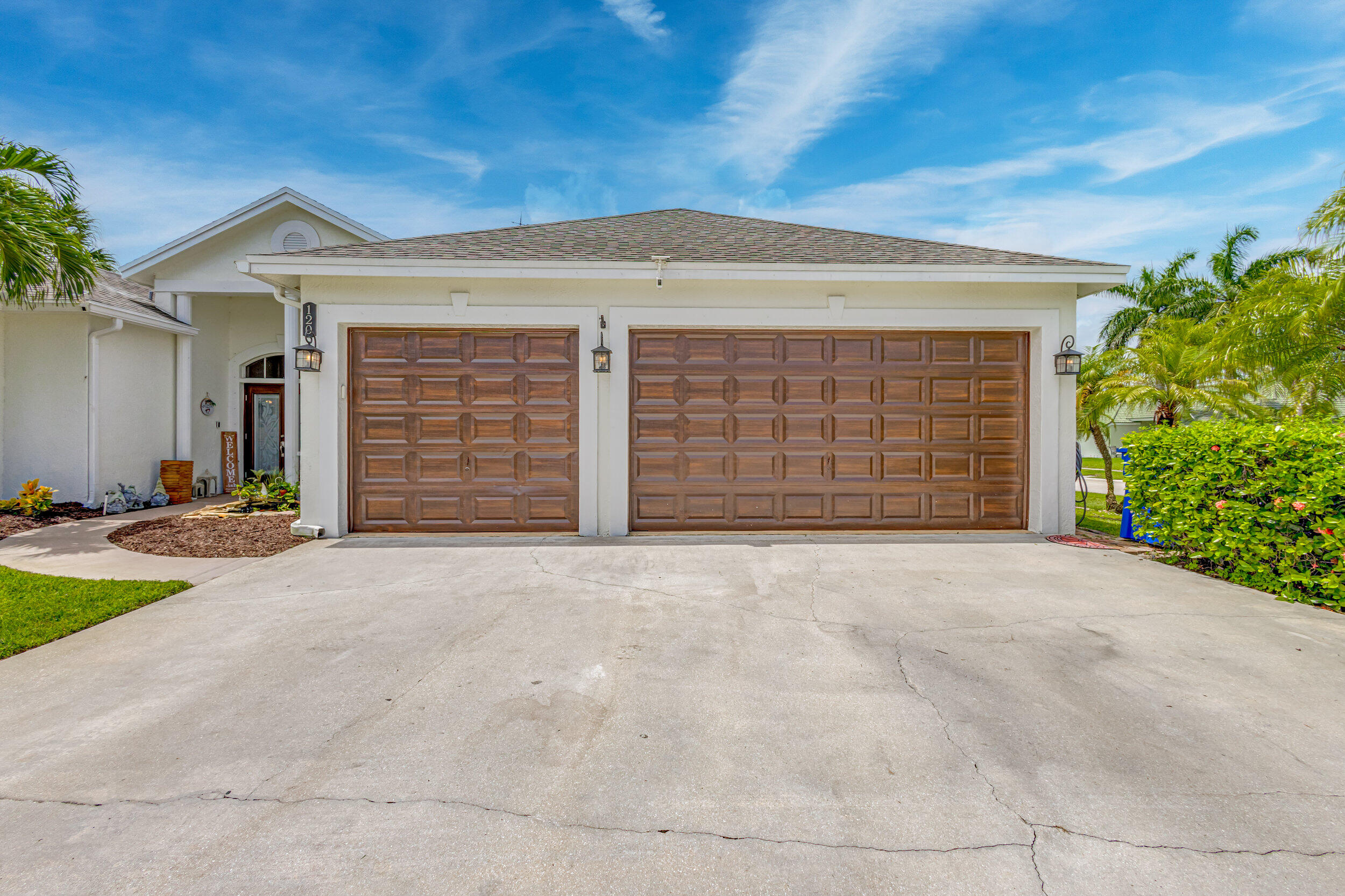 120 Nottingham Road Royal Palm Beach, FL 33411 - Photo 5 of 67 05_5d1a7142