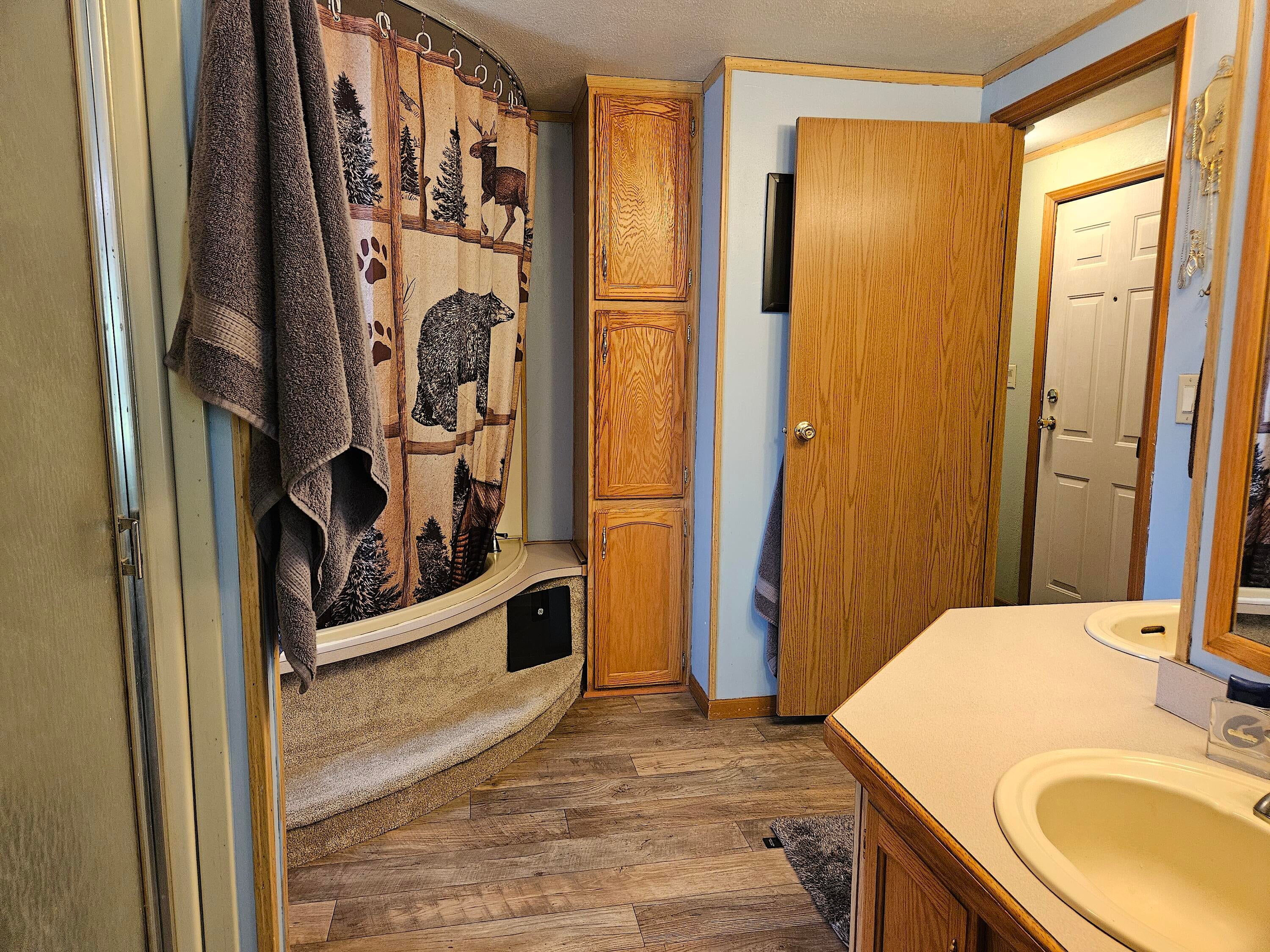 61000 Brosterhous Road, Unit 551 Bend, OR 97702 - Photo 10 of 22 20240325_130847