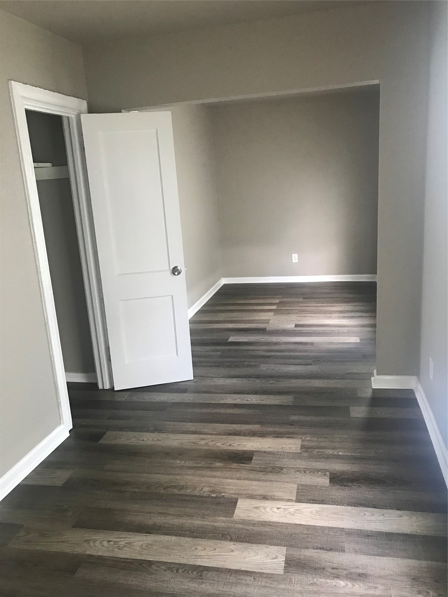 1713 West 5th Street Freeport, TX 77541 - Photo 5 of 11 a view of entryway