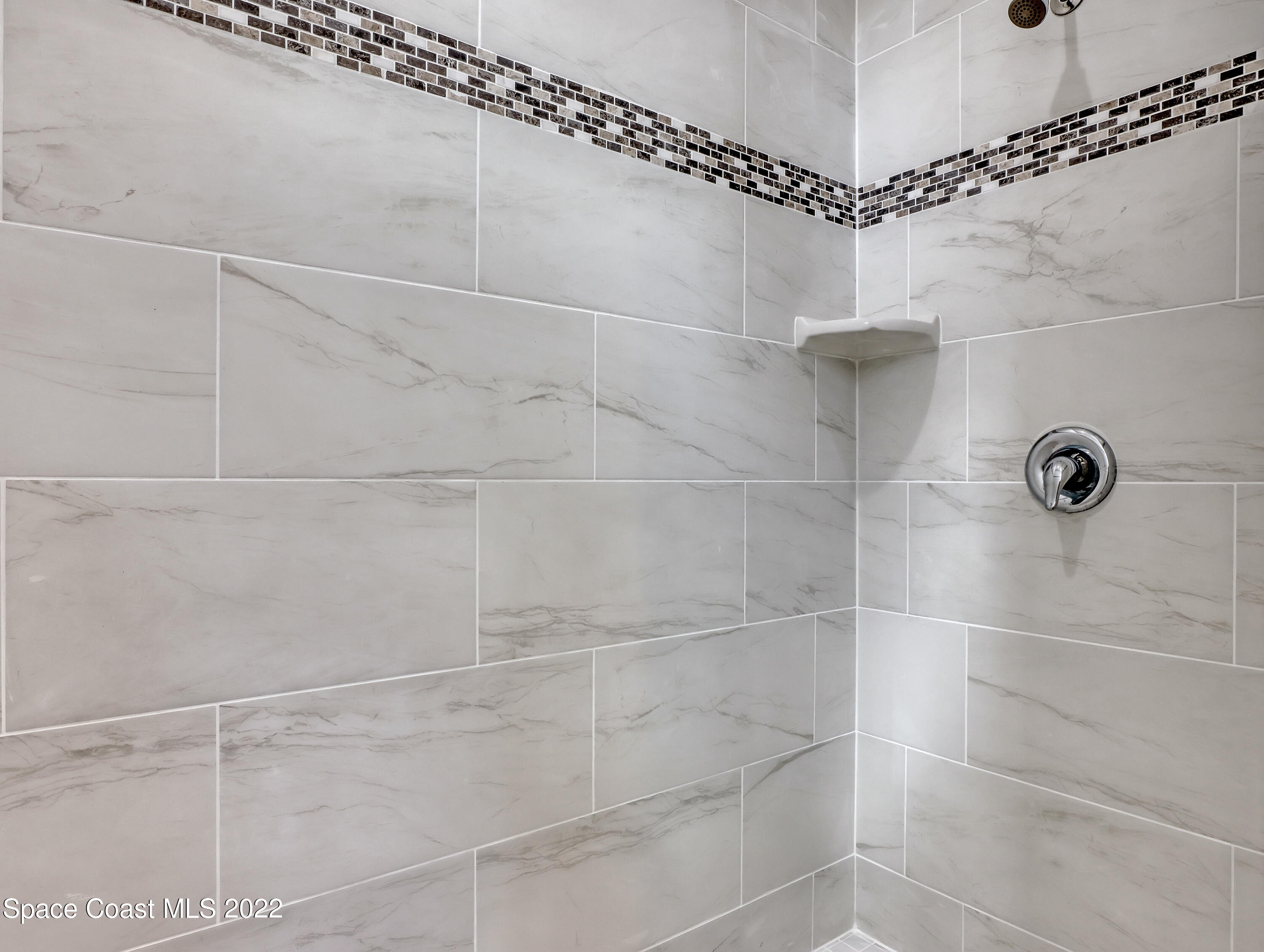 585 Degroodt Road Southwest Palm Bay, FL 32908 - Photo 21 of 40 Gorgeous Tile