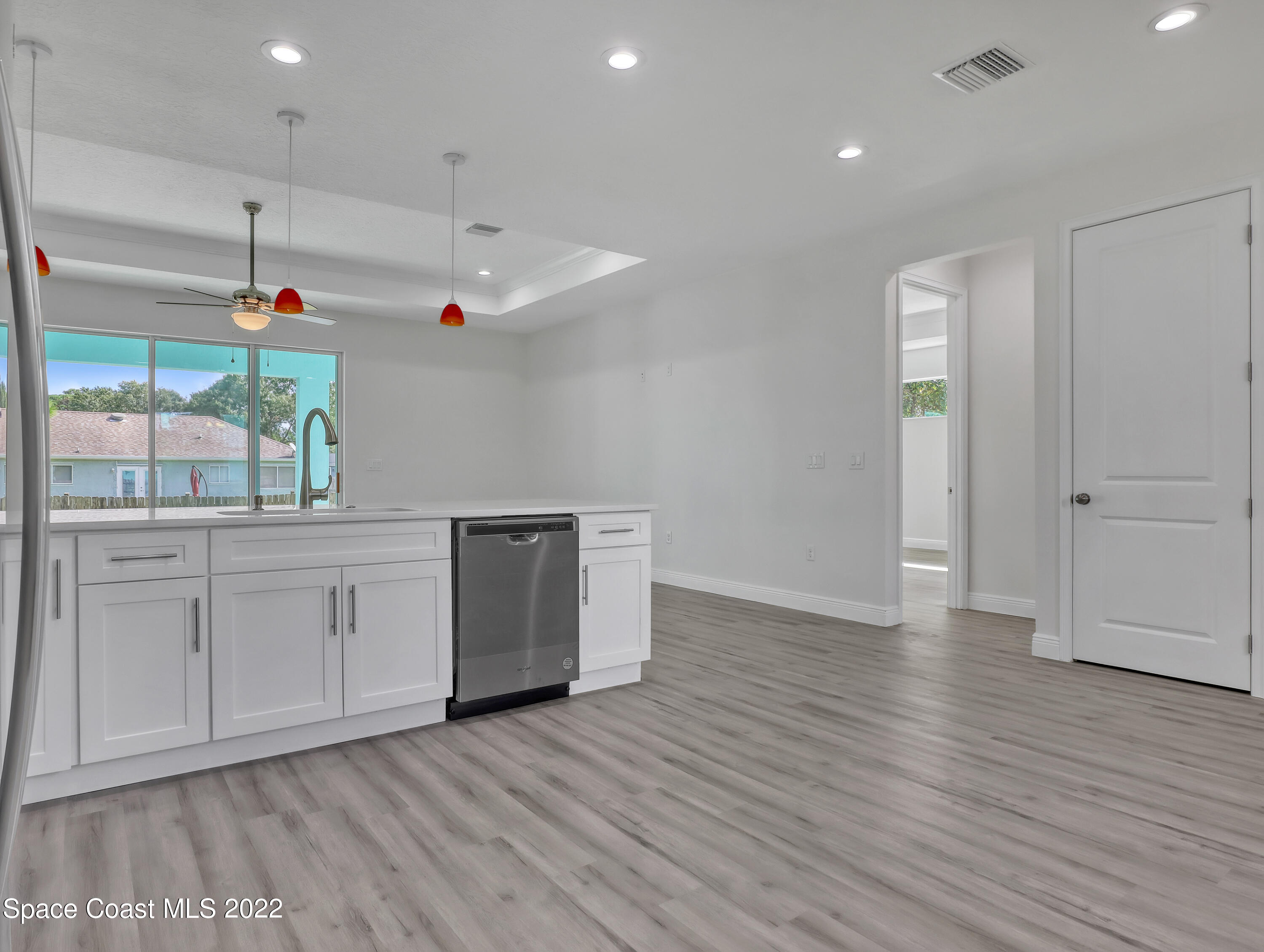 585 Degroodt Road Southwest Palm Bay, FL 32908 - Photo 31 of 40 585 Degroodt