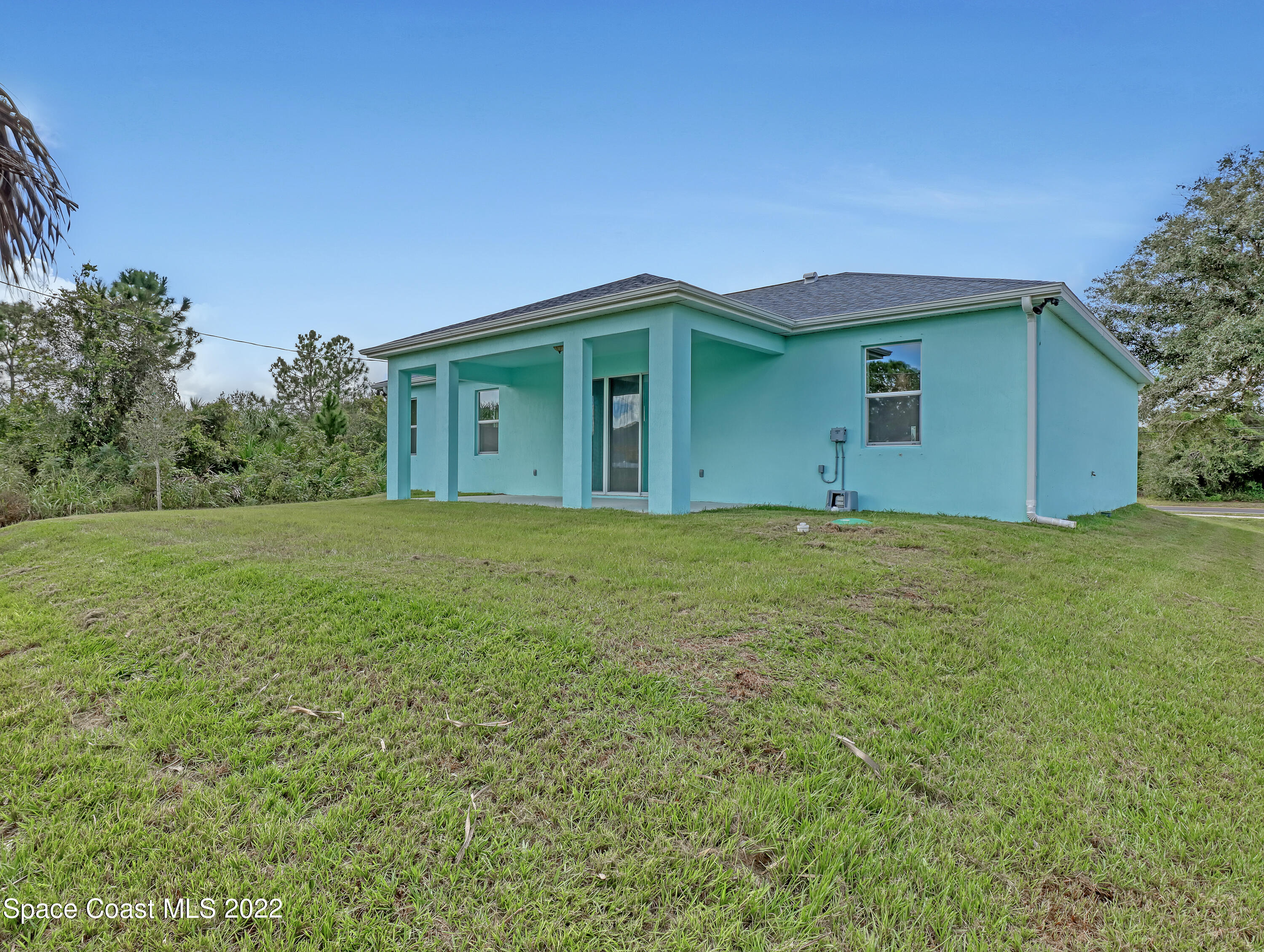 585 Degroodt Road Southwest Palm Bay, FL 32908 - Photo 37 of 40 585 Degroodt