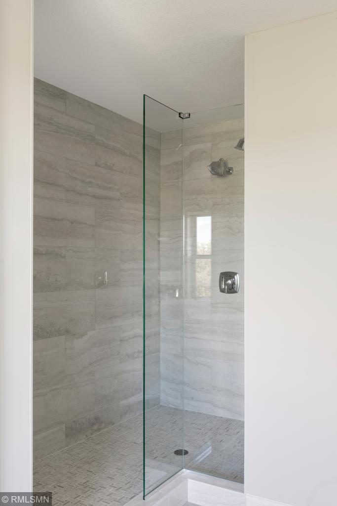9210 Eagle Ridge Road Chanhassen, MN 55317 - Photo 29 of 53 Gallery Image 29