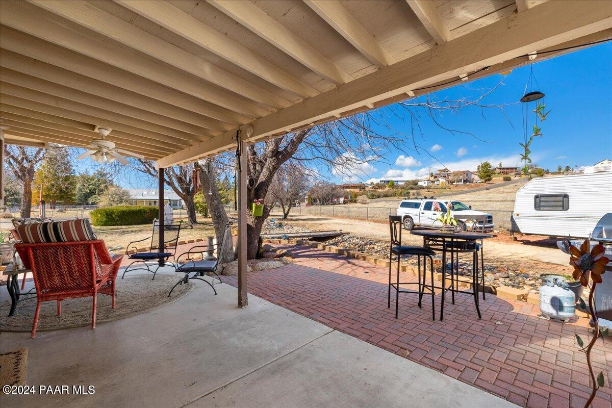 18531 Peeples Valley Road Peeples Valley, AZ 86332 - Photo 32 of 35 33-Side Patio