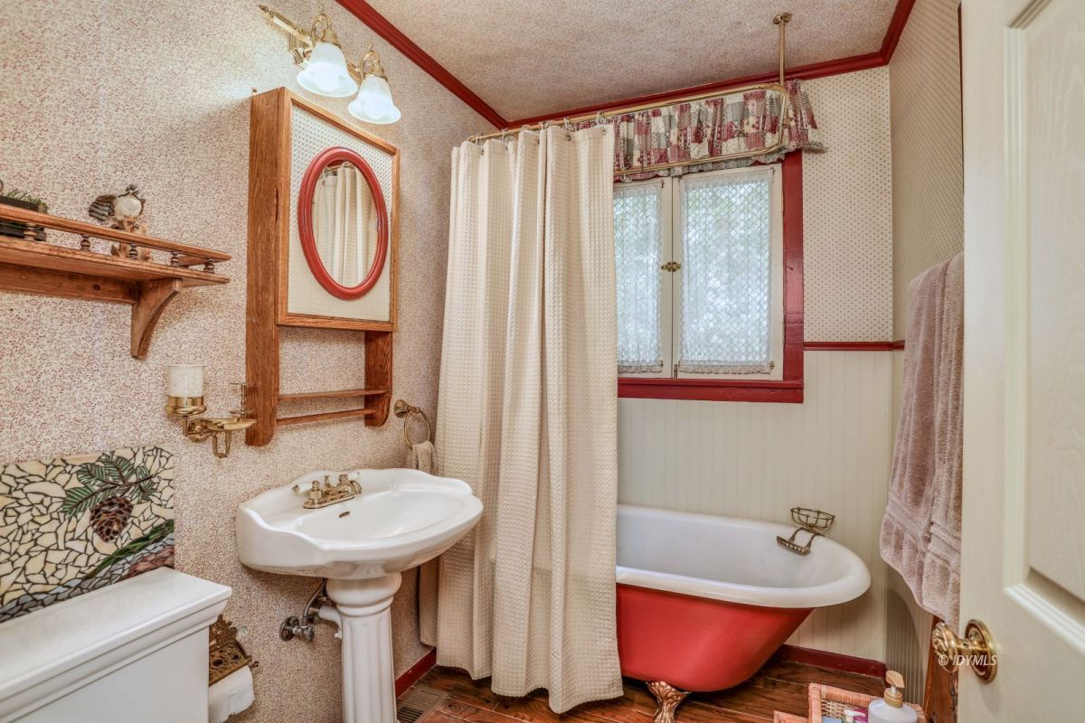 55255 Daryll Road Idyllwild, CA 92549 - Photo 19 of 41 a bathroom with a sink and a mirror