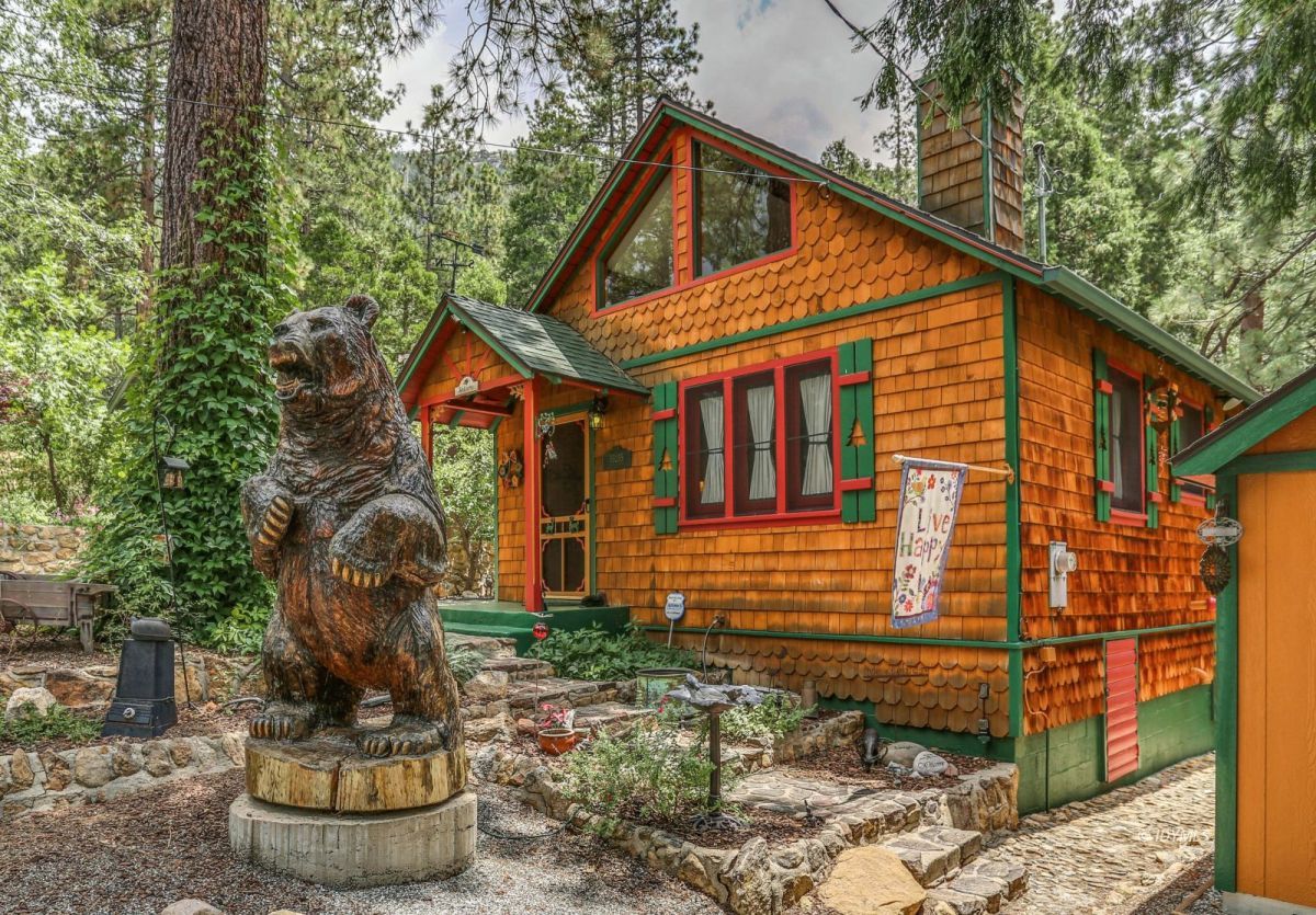 55255 Daryll Road Idyllwild, CA 92549 - Photo 3 of 41 a front view of a house with garden