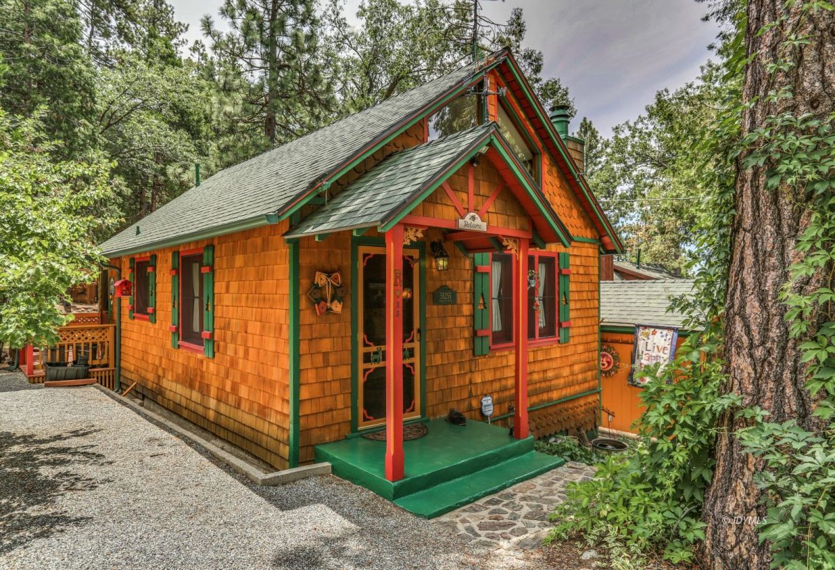 55255 Daryll Road Idyllwild, CA 92549 - Photo 5 of 41 a view of front of house with a yard