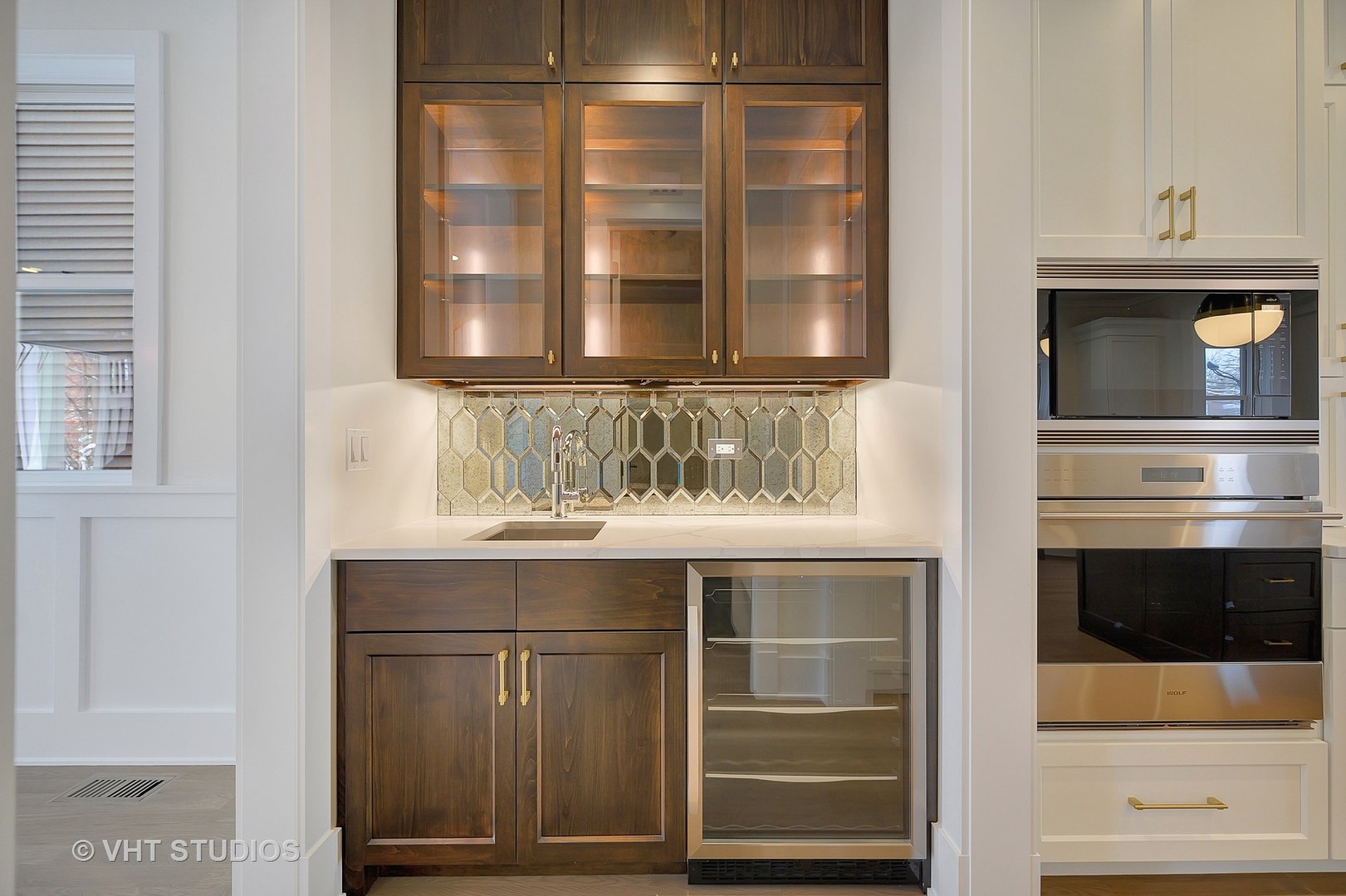 3712 North Marshfield Avenue Chicago, IL 60613 - Photo 8 of 21 a bathroom with a sink and a mirror