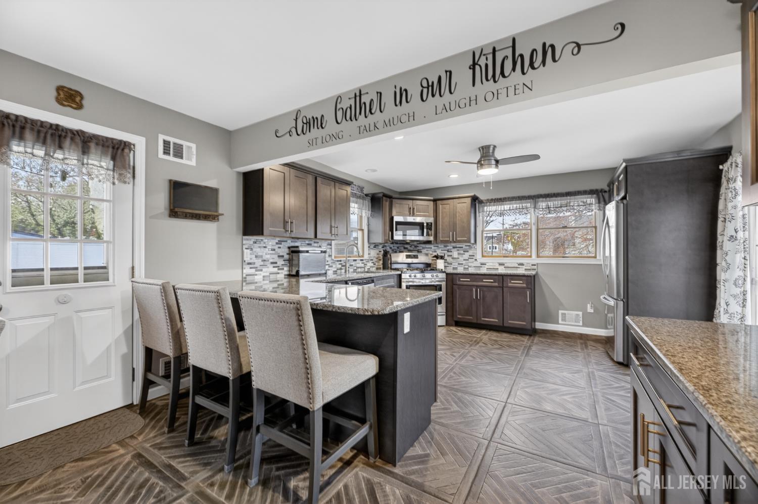 30 Harrison Place Parlin, NJ 08859 - Photo 11 of 40