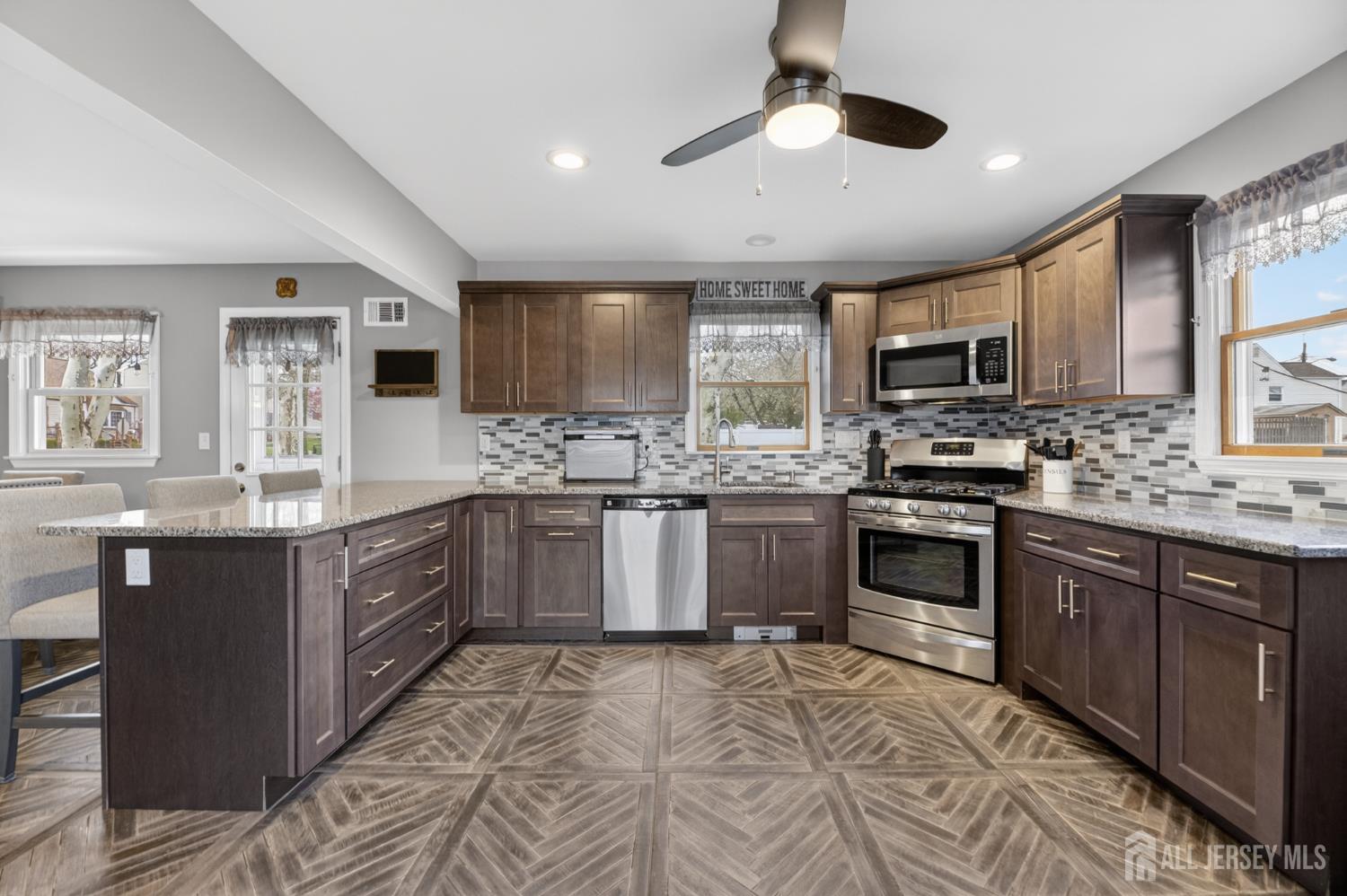 30 Harrison Place Parlin, NJ 08859 - Photo 14 of 40