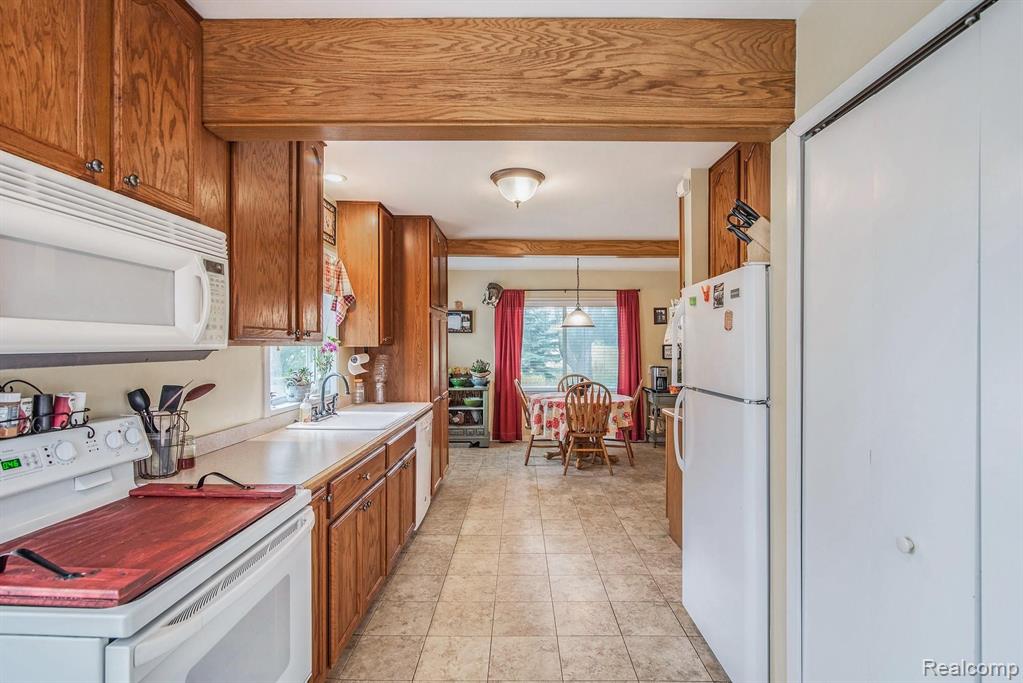 11305 Bohm Road Byron, MI 48418 - Photo 11 of 29