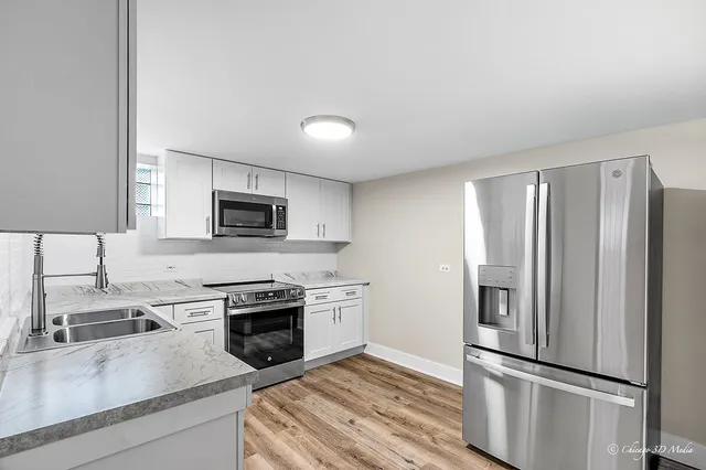 $509,900 | 5056 North Mont Clare Avenue, Chicago, IL 60656