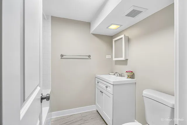 $509,900 | 5056 North Mont Clare Avenue, Chicago, IL 60656