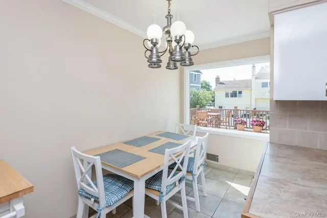 $1,375,000 | 511 Redwood Drive, Cedarhurst, NY 11516