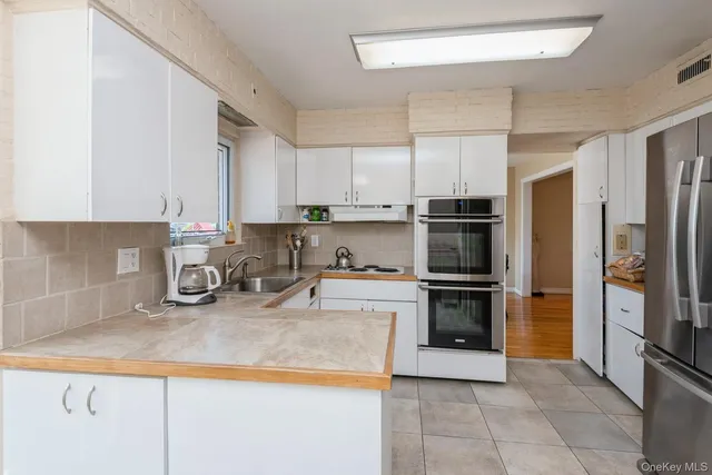 $1,375,000 | 511 Redwood Drive, Cedarhurst, NY 11516