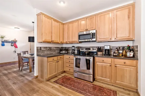 $790,000 | 32404 Ute Trail, Oak Creek, CO 80467