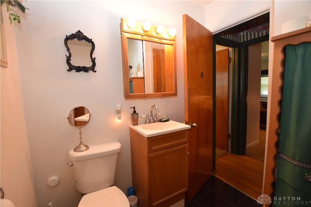 5889 Troy Road Springfield, OH 45502 - Photo 8 of 27 Gallery Image 8