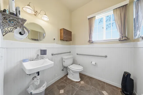 $324,900 | 11 Deadwood Road, Lewiston, CA 96052