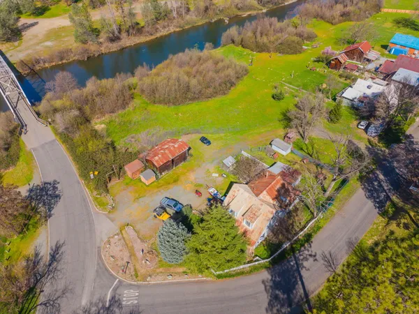 $324,900 | 11 Deadwood Road, Lewiston, CA 96052