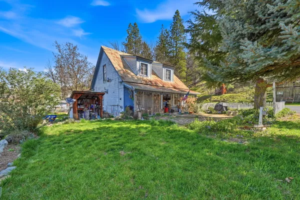 $324,900 | 11 Deadwood Road, Lewiston, CA 96052